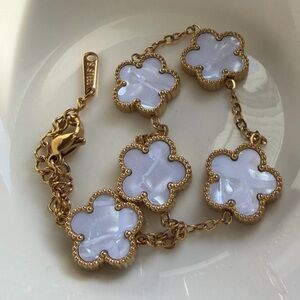 Shell 5 Leaf Flower 18K Gold Plated Bracelet (waterproof)